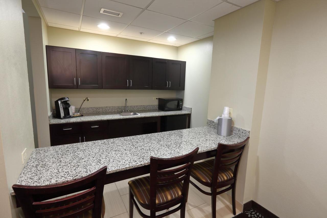 Holiday Inn Express Pittsburgh West - Greentree, An Ihg Hotel Crafton Екстериор снимка