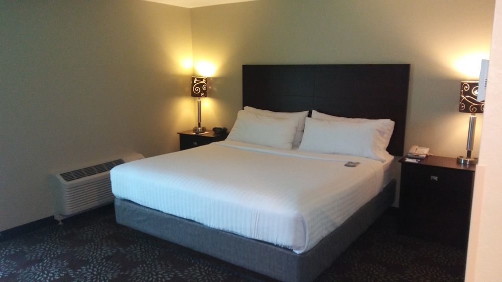 Holiday Inn Express Pittsburgh West - Greentree, An Ihg Hotel Crafton Екстериор снимка