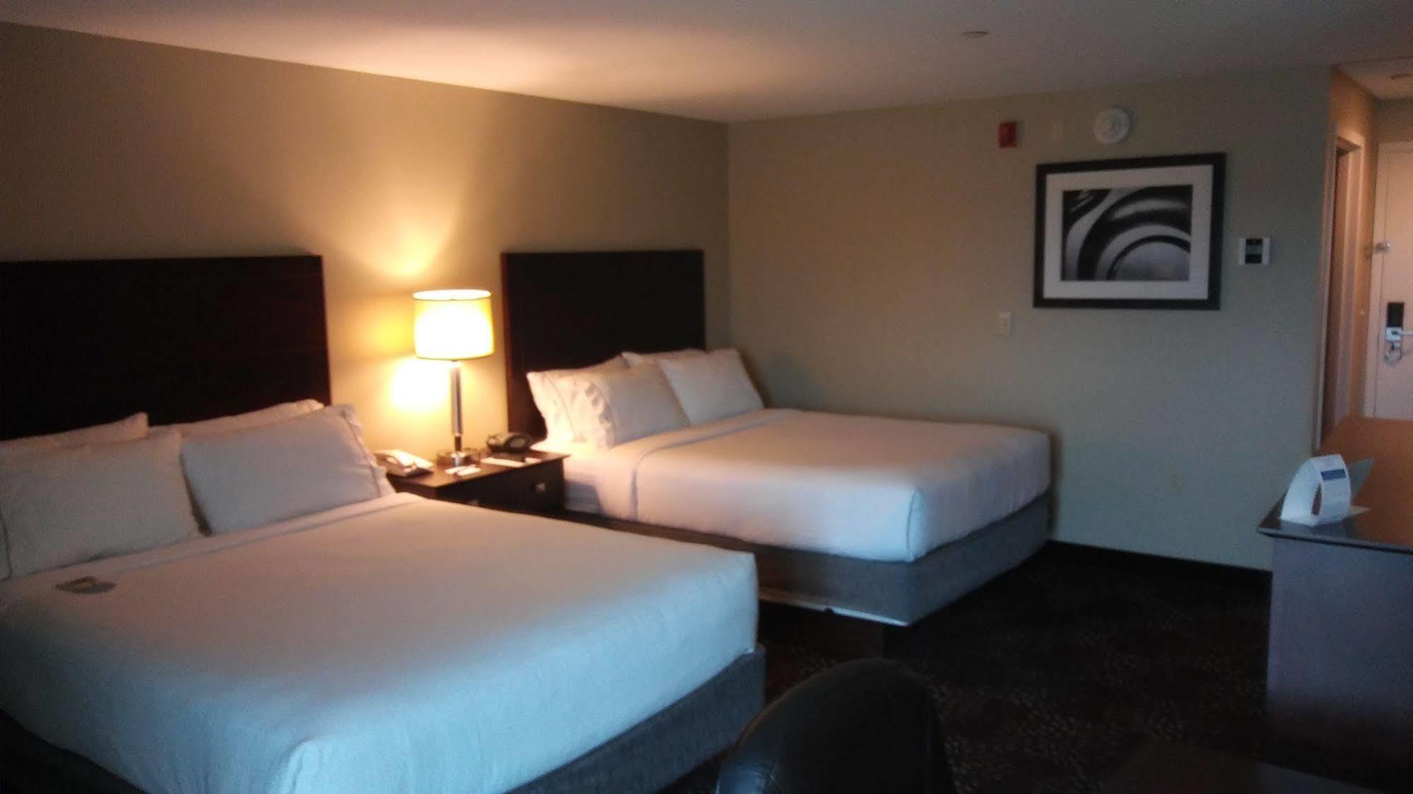 Holiday Inn Express Pittsburgh West - Greentree, An Ihg Hotel Crafton Екстериор снимка